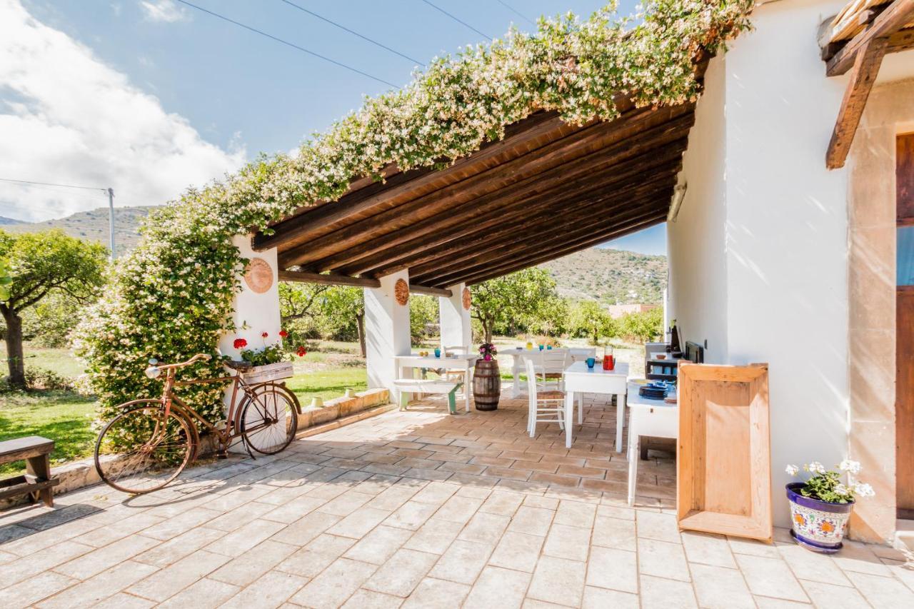 Authentic Sicilian Charm, Pool, Sea View, Wi-Fi & Parking Villa อาโวลา ภายนอก รูปภาพ