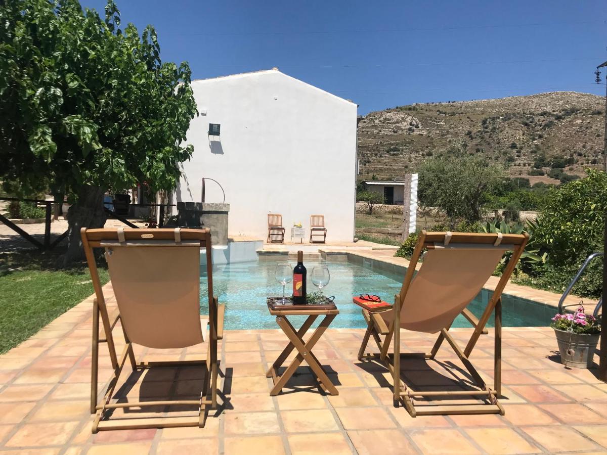 Authentic Sicilian Charm, Pool, Sea View, Wi-Fi & Parking Villa อาโวลา ภายนอก รูปภาพ