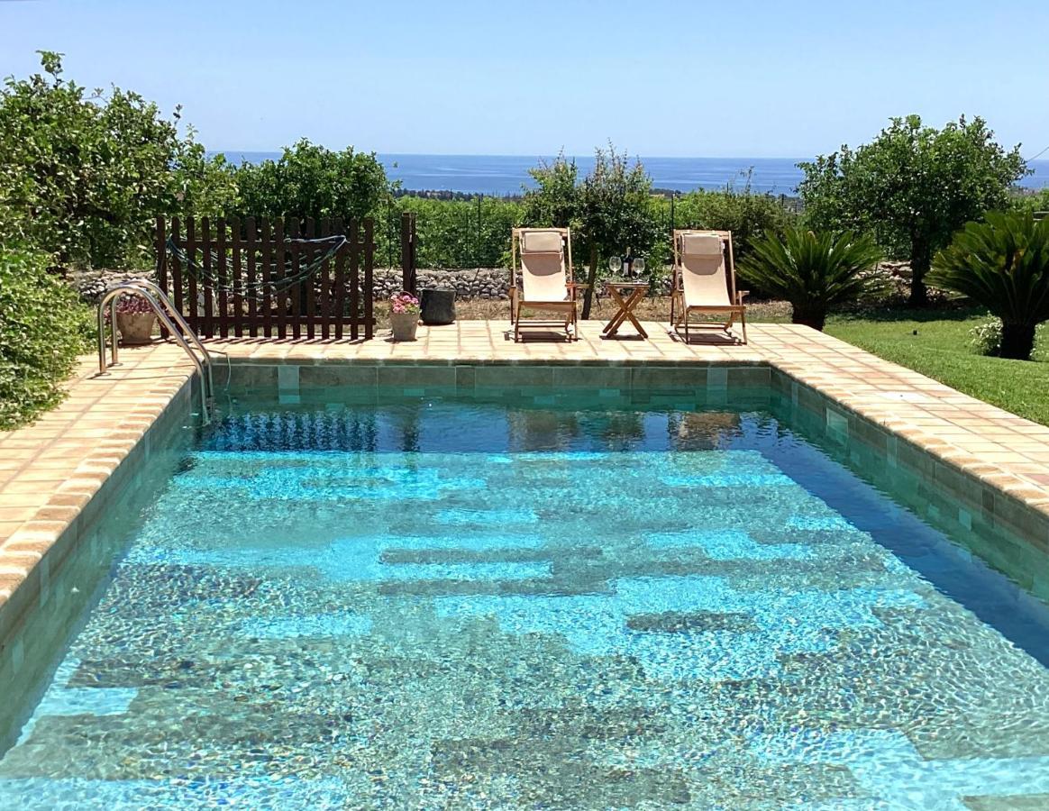 Authentic Sicilian Charm, Pool, Sea View, Wi-Fi & Parking Villa อาโวลา ภายนอก รูปภาพ